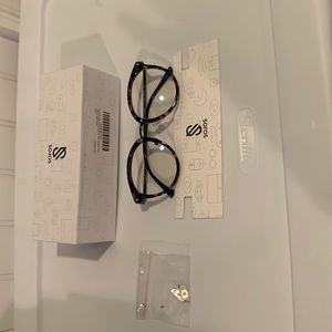 SOJOS blur light glasses